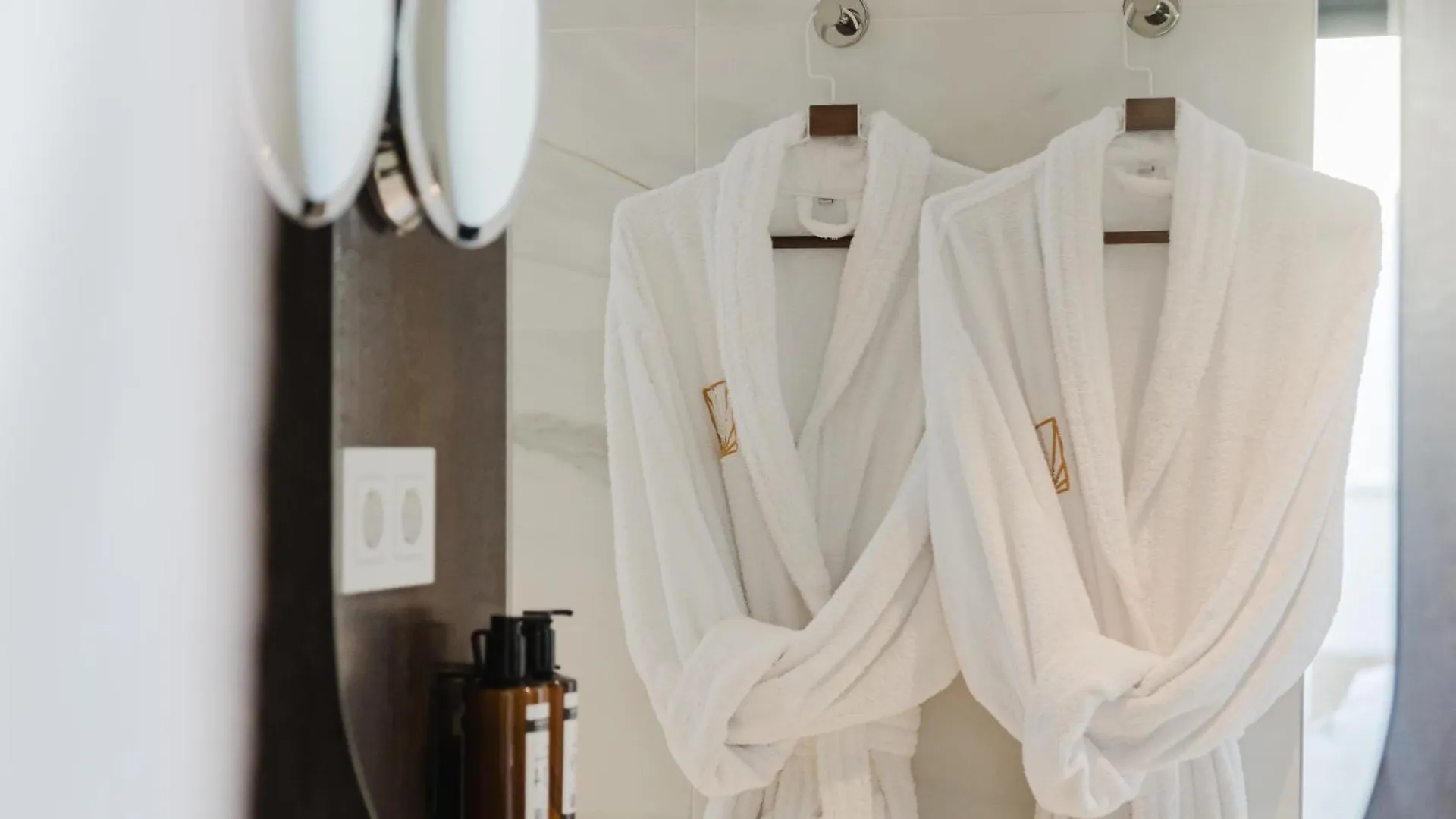 Miflow Hotel Villas & Suites Miami Playa 4*,